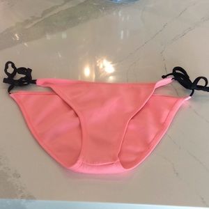 California waves Women’s bikini bottoms